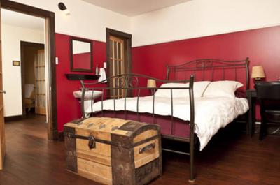 Chambre Crème Framboise - Le charme