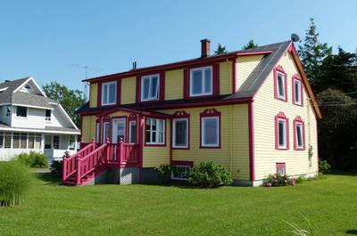 LA MAISON ENTRE MER ET MONTAGNES