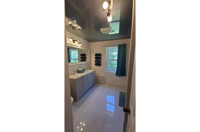 Chalet salle de bain   © Au Sommet du Lac Magog