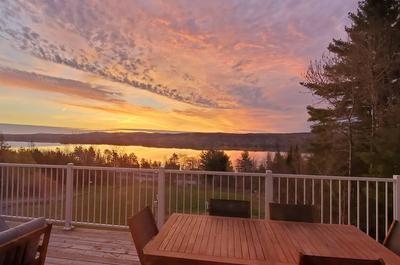 Condo terrasse privée vue sur le Lac Magog   © Au Sommet du Lac Magog