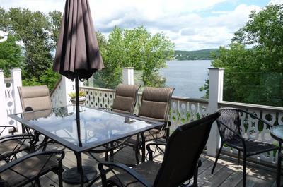 Terrasse avec vue   © L.Martin