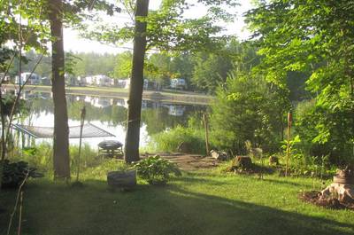 Bord du Lac   © Camping Le Dauphinais