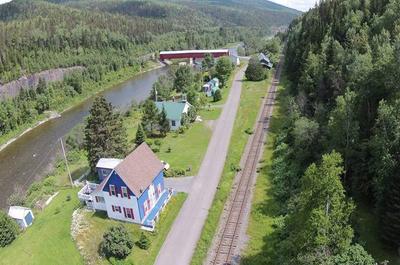 AUBERGE-POURVOIRIE DE LA RIVIÈRE MATAPÉDIA