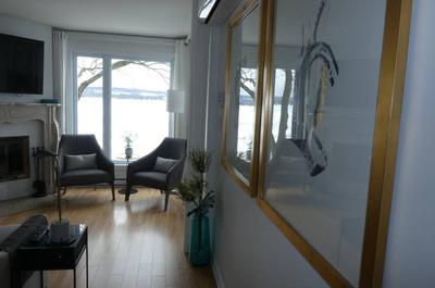 Vue de l'entrée du condo