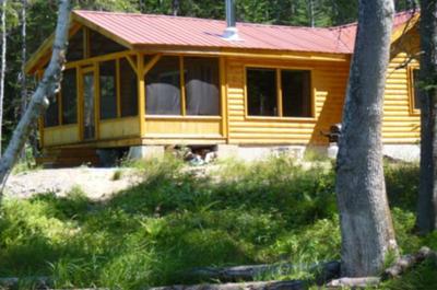 LE REFUGE DU LAC BOUCHETTE
