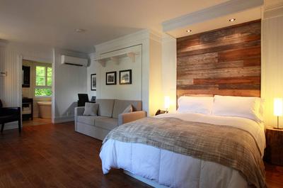 Chambre deux lits queen