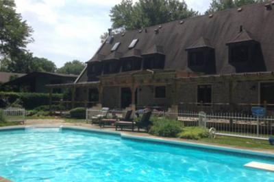 Piscine et Terrasse
