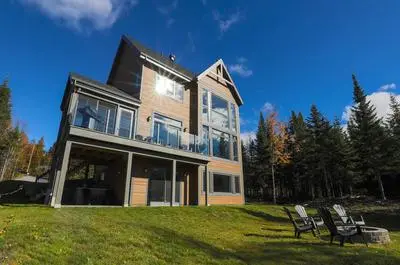 LES SOMMETS CHARLEVOIX – 75 CHEMIN CHAGNON