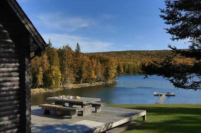 Vue sur le lac
