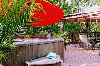 Terrasse avec spa