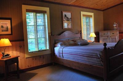 Chambre avec grand lit   © D.Laporte