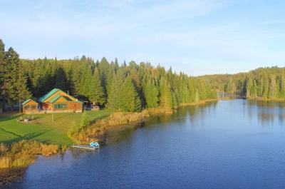 Vue sur le lac