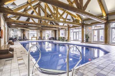 Piscine intérieure