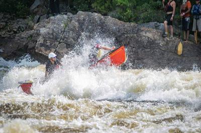 Descente de la rivière   © J.Samson