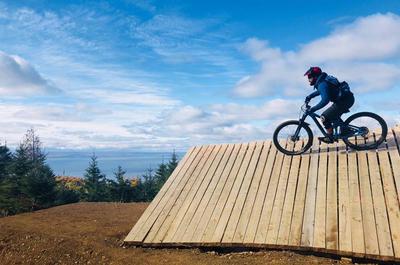 Vélo de montagne   © L.Lessard