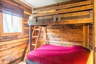 Chambre avec lit superposés