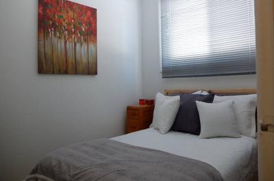 Chambre avec lit double