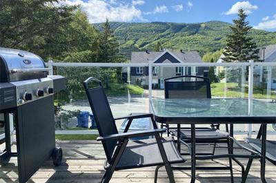 Balcon vue Mont-Sainte-Anne