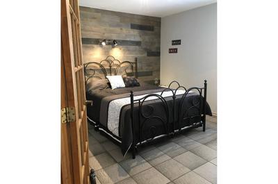 Chambre avec lit double
