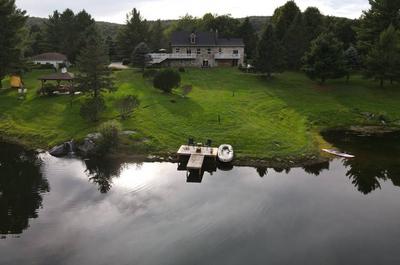Vue sur le lac