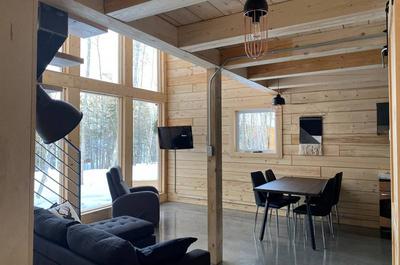 Salon et salle à manger   © Chalets des Quenouilles