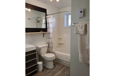 Salle de bain du Rayonnement   © J.Desbiens