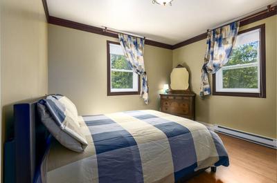 Chambre # 2 lit queen   © S.Blanchette