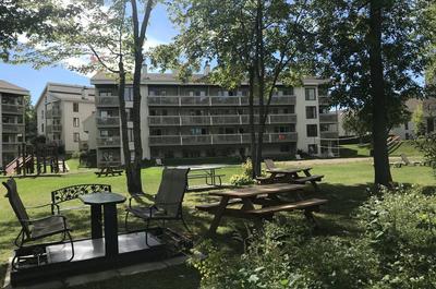 Vue de l'extérieur   © K.Guay