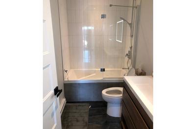 Salle de bain rez-de-jardin