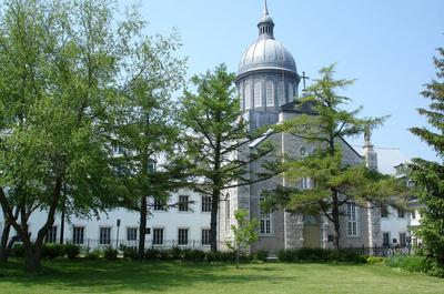 Façade du monastère