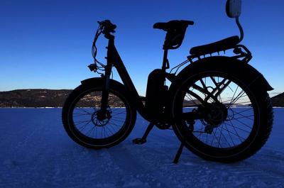 Sur les glaces du Fjord-du-Saguenay en hiver   © G.Park