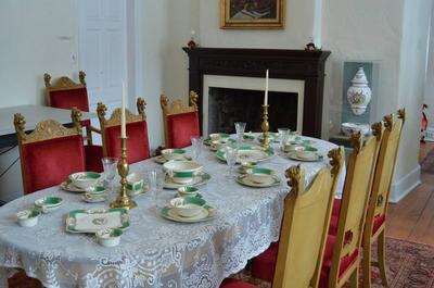 Salle à manger d'époque