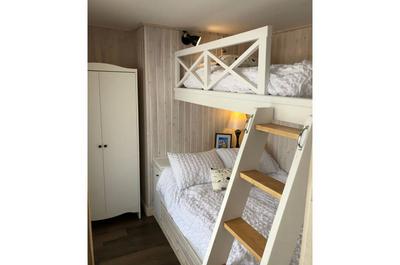 Chambre lits superposés -double et simple