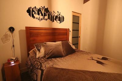 Chambre des maîtres avec lit queen