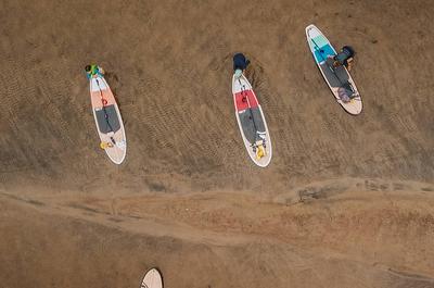 Paddle board sur la riviere   © FAROUCHE