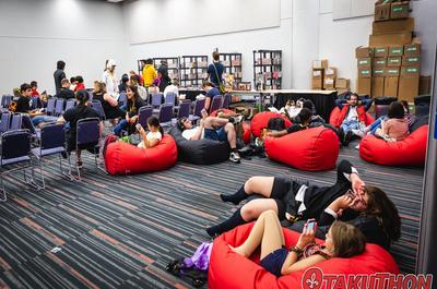À la Mangathèque   © Équipe de Photographie Otakuthon 2019