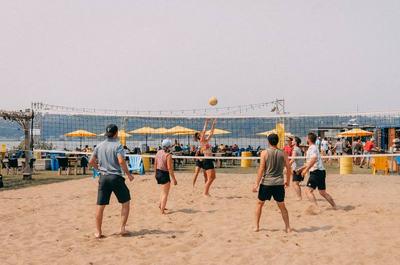 Volleyball de plage   © Laurean Tardif Production