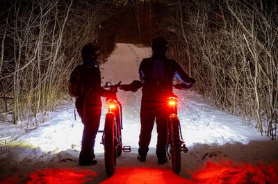 Hiver en soirée   © Aventure Véloneige