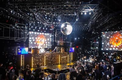 MTL au Sommet de la nuit – Non Stop