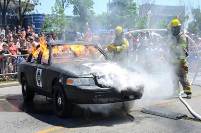 Grande Fête des pompiers de Laval - Démonstration   © V.Girard