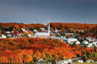 Automne Mont-Carmel - Kamouraska   © @Nicolas Gagnon