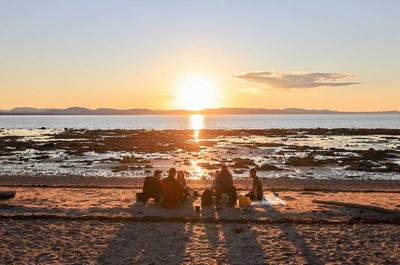 Pique nique au fleuve - Rivière-du-Loup   © @Patric Nadeau