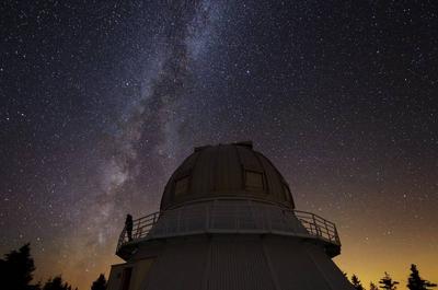 AstroLAB du Mont-Mégantic   © G.Poulin