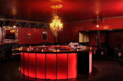 Bar   © Muzique