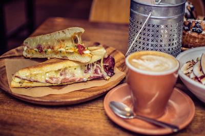 Sandwich chaud Egg in your face   © L.Illian