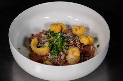 Carpaccio de boeuf et frito de calmars