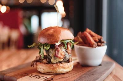 Burger   © Atelier Camion