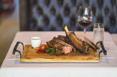 Cowboy Cut au steakhouse
