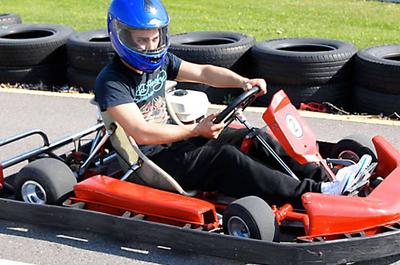 Course   © Karting Montréal