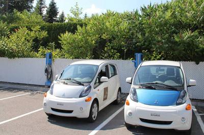 Bornes de recharge pour voitures électriques   © Chic Alors!